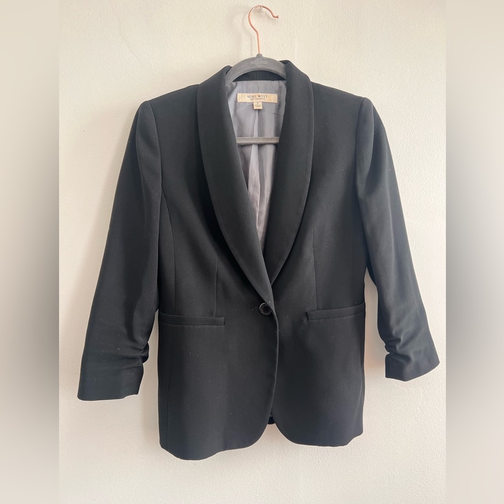 Nine west black cropped sleeve blazer sz 2